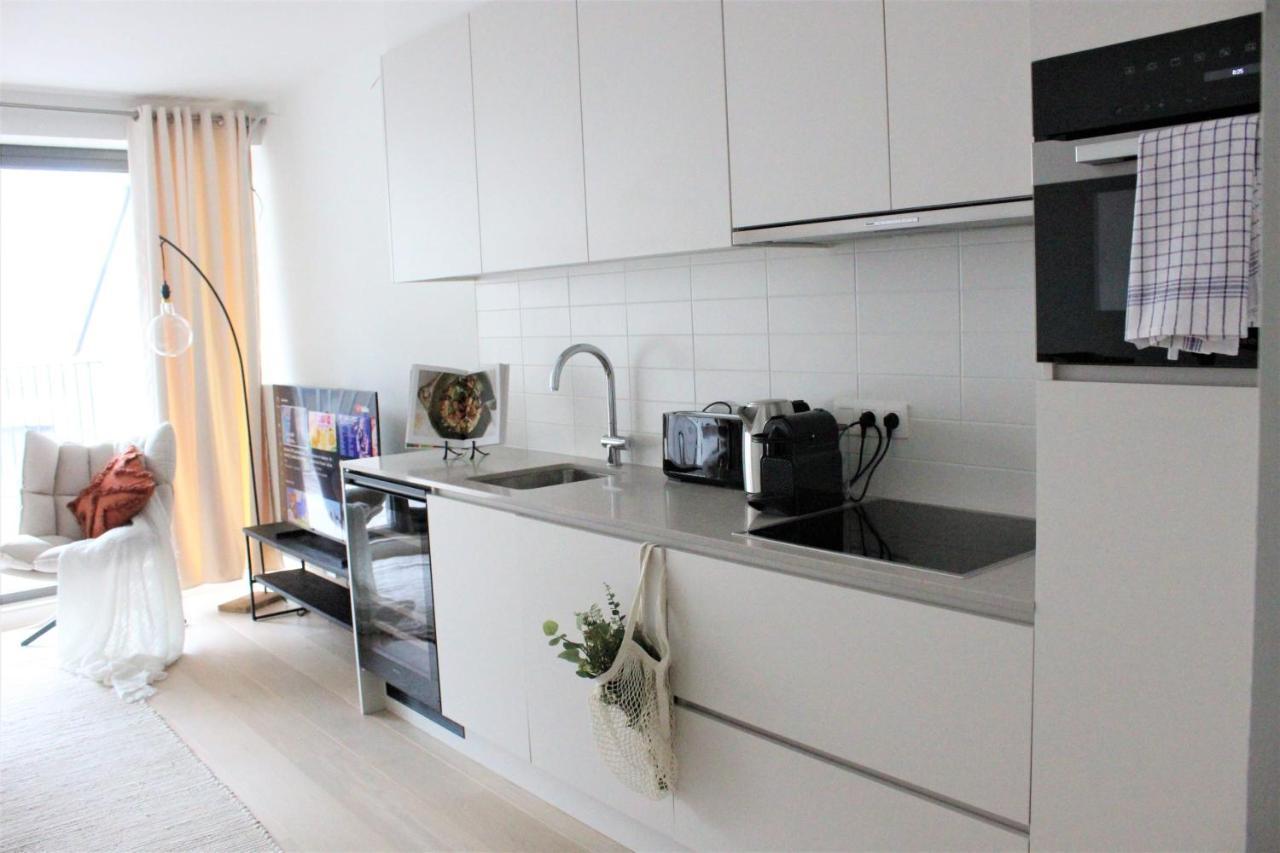 Crystal Residences - Luxurious Seaside Apartment