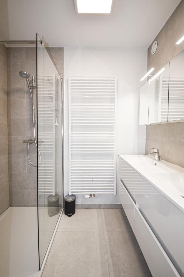 Apartment Crystal Residences - Luxurious Seaside *